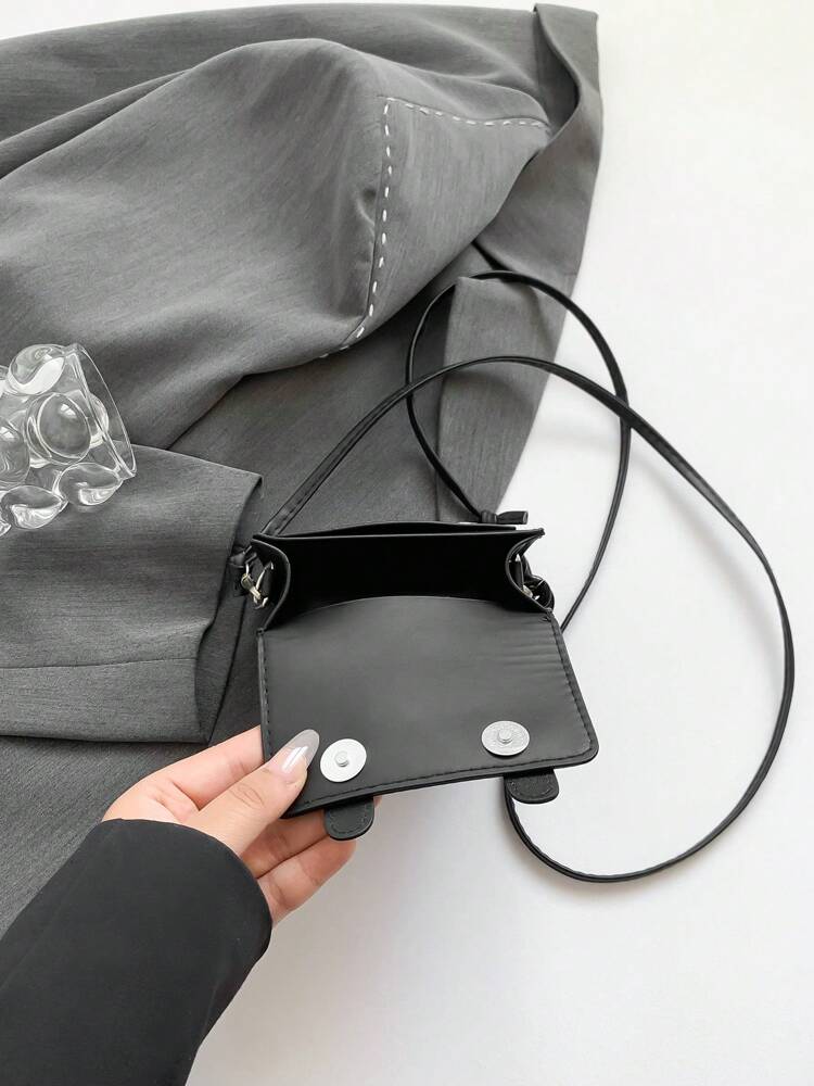 Women's Mini Lipstick Shape Candy Crossbody Bag Fashion Versatile Shoulder Purse Autumn Winter Small Handbag For Travel Or Casual Wear