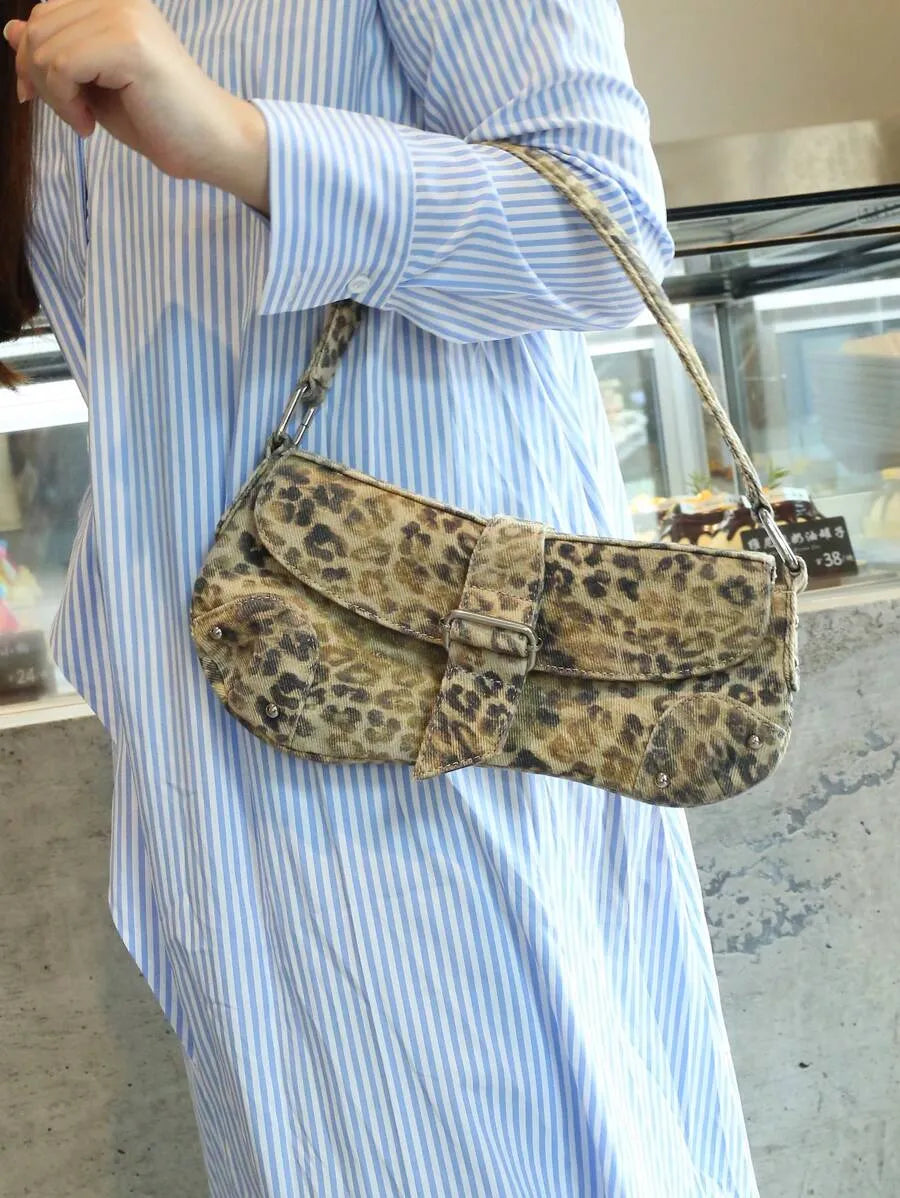 Women's Silver Textured Woven Clutch Bag Vintage Beaded Flap Evening Purse Bride Party Wedding Prom Birthday Dinner Formal Dress Handbag