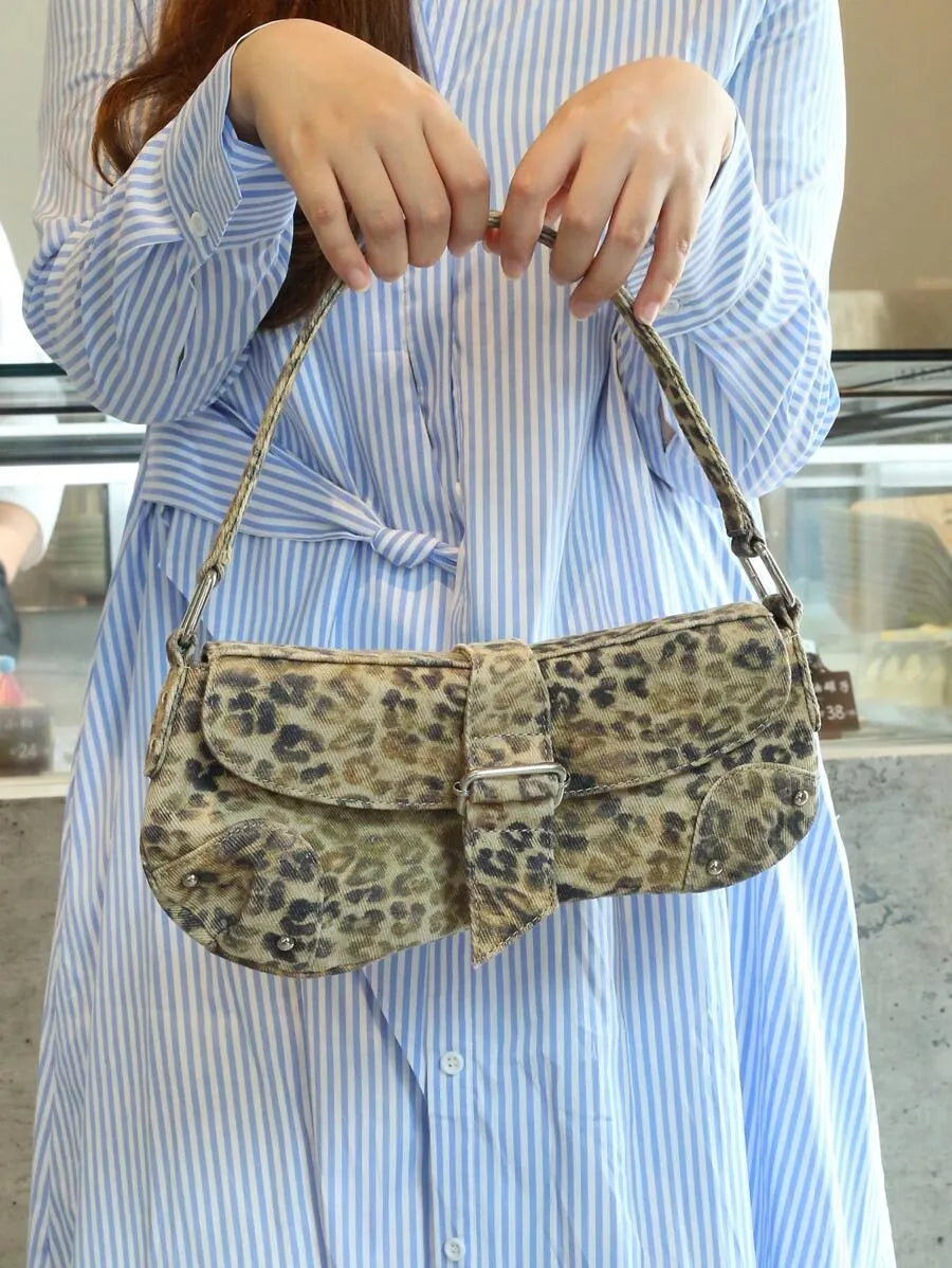 Women's Silver Textured Woven Clutch Bag Vintage Beaded Flap Evening Purse Bride Party Wedding Prom Birthday Dinner Formal Dress Handbag